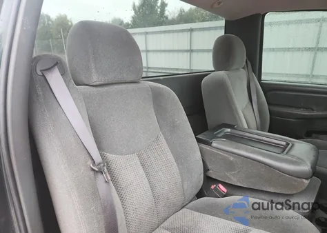 2004 Chevrolet Silverado C1500 z USA, uszkodzony, nr VIN 1GCEC14X74Z159156